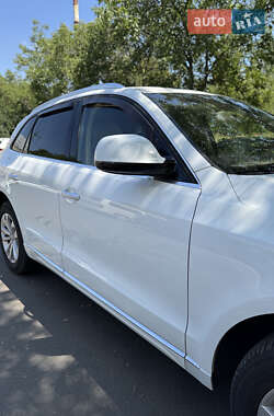 Внедорожник / Кроссовер Audi Q5 2016 в 