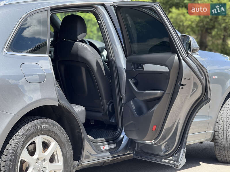 Позашляховик / Кросовер Audi Q5 2015 в Тернополі фото 23 Позашляховик / Кросовер Audi Q5 2015 в Тернополі