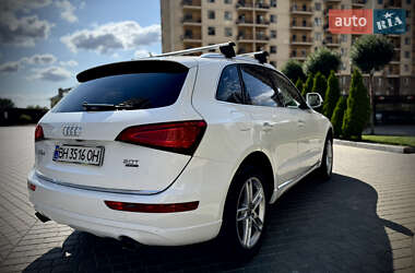 Позашляховик / Кросовер Audi Q5 2016 в 