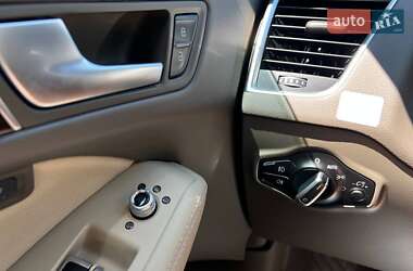 Внедорожник / Кроссовер Audi Q5 2015 в 