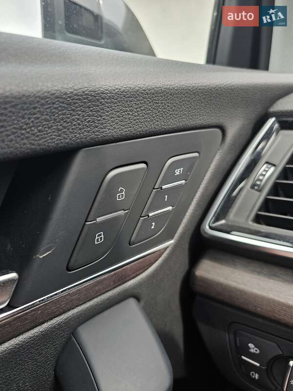 Внедорожник / Кроссовер Audi Q5 2020 в Гайвороне