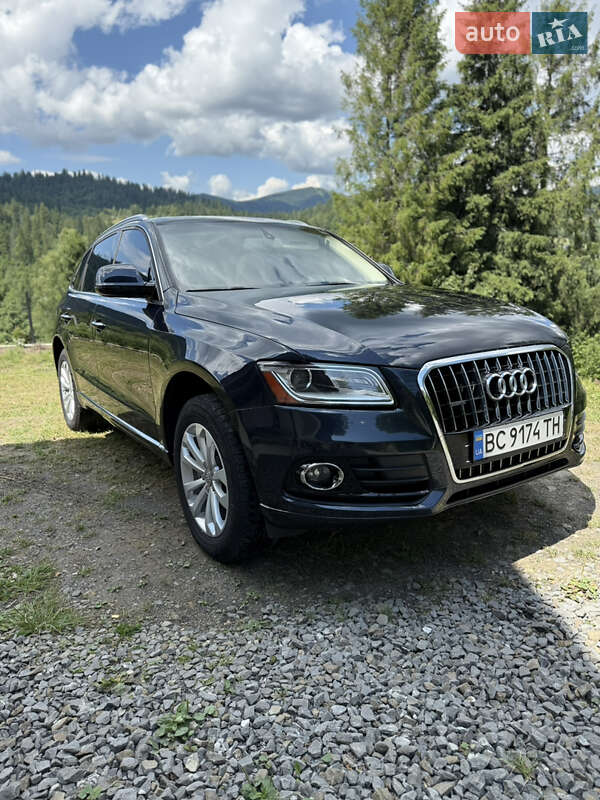 Внедорожник / Кроссовер Audi Q5 2015 в Сколе