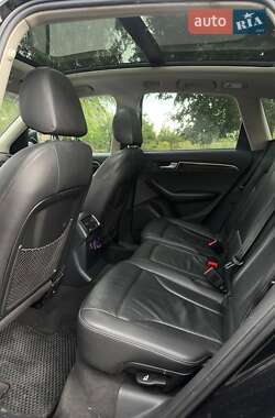 Внедорожник / Кроссовер Audi Q5 2010 в 