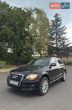 Внедорожник / Кроссовер Audi Q5 2010 в 