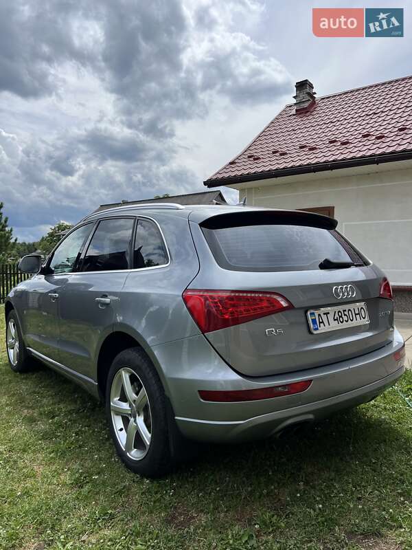 Внедорожник / Кроссовер Audi Q5 2011 в Надворной
