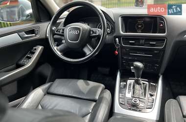 Внедорожник / Кроссовер Audi Q5 2011 в 