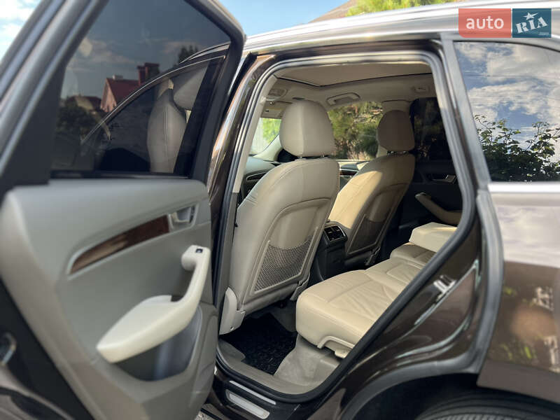Позашляховик / Кросовер Audi Q5 2010 в Рівному