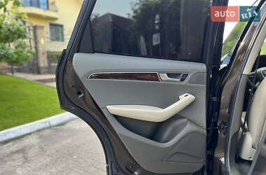Внедорожник / Кроссовер Audi Q5 2010 в 