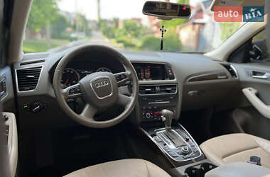 Внедорожник / Кроссовер Audi Q5 2010 в 