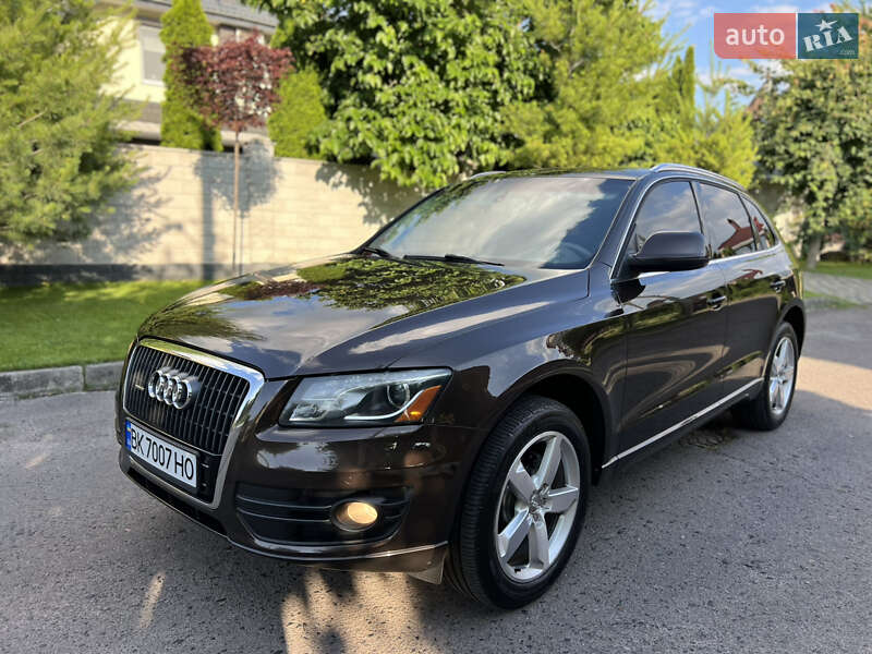 Позашляховик / Кросовер Audi Q5 2010 в Рівному
