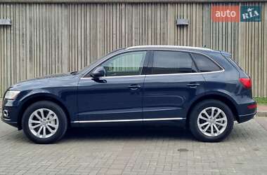 Позашляховик / Кросовер Audi Q5 2013 в 