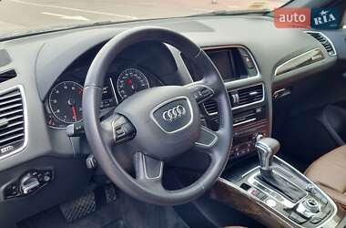 Позашляховик / Кросовер Audi Q5 2013 в 
