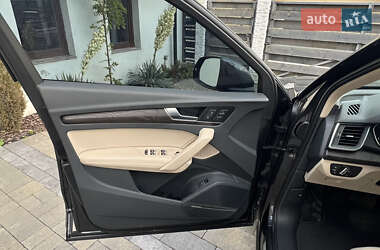 Внедорожник / Кроссовер Audi Q5 2019 в 