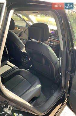 Позашляховик / Кросовер Audi Q5 2023 в 