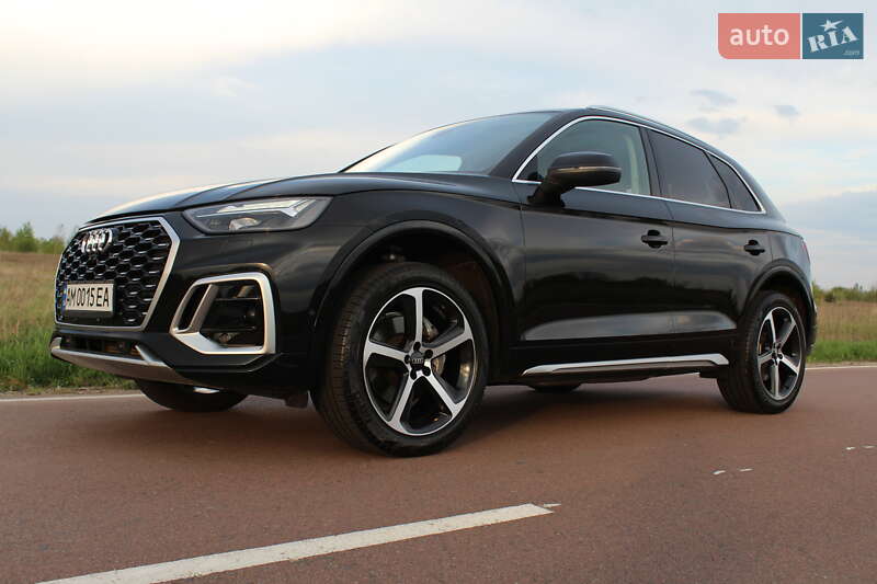 Позашляховик / Кросовер Audi Q5 2021 в Києві