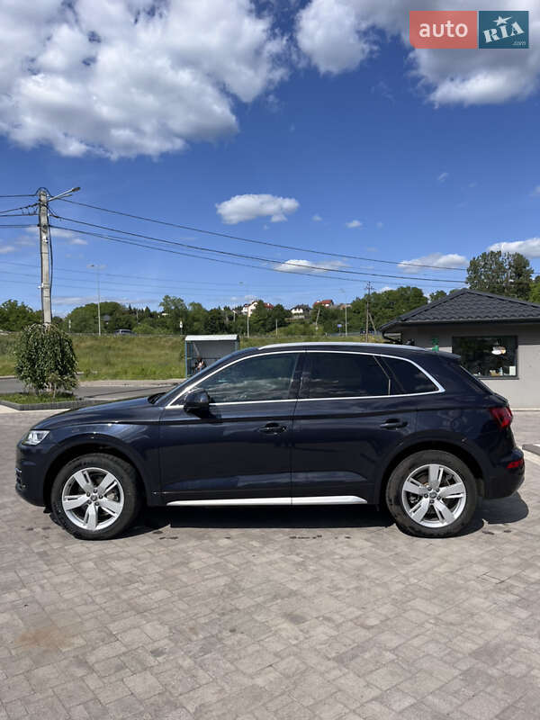 Позашляховик / Кросовер Audi Q5 2019 в Львові