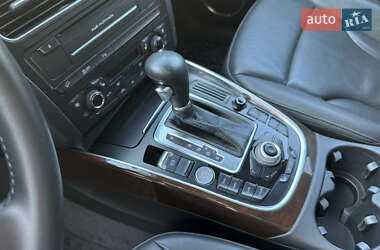 Позашляховик / Кросовер Audi Q5 2011 в 