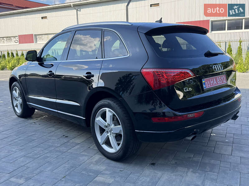 Позашляховик / Кросовер Audi Q5 2010 в Луцьку
