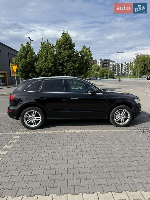 Внедорожник / Кроссовер Audi Q5 2016 в Киеве