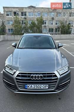 Внедорожник / Кроссовер Audi Q5 2020 в Киеве