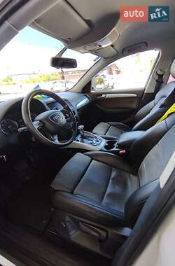 Внедорожник / Кроссовер Audi Q5 2012 в 