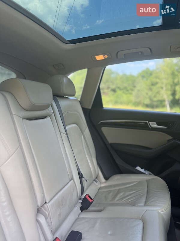 Позашляховик / Кросовер Audi Q5 2013 в Малині