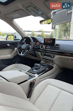 Внедорожник / Кроссовер Audi Q5 2019 в 