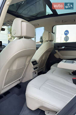 Внедорожник / Кроссовер Audi Q5 2019 в 