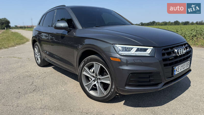 Внедорожник / Кроссовер Audi Q5 2019 в Днепре