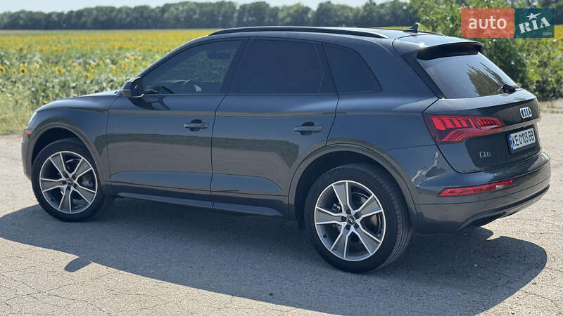 Внедорожник / Кроссовер Audi Q5 2019 в Днепре