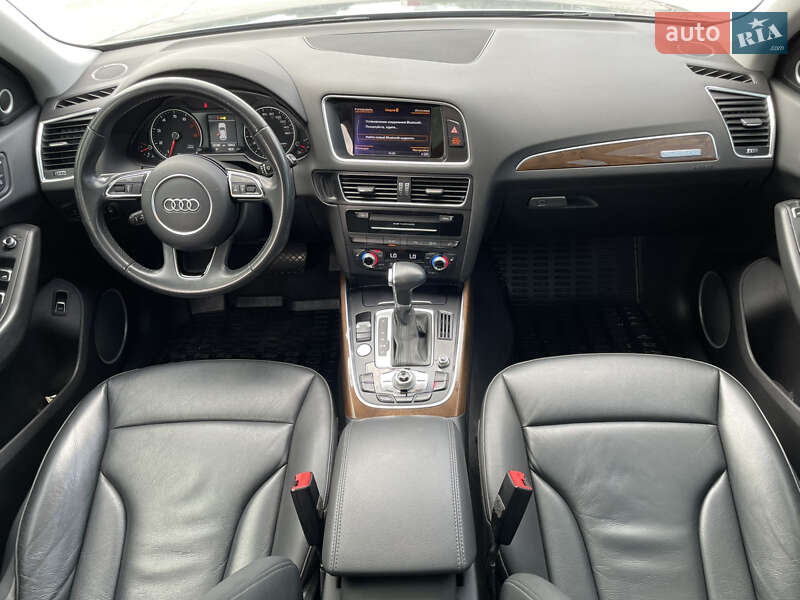 Позашляховик / Кросовер Audi Q5 2016 в Києві