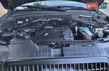 Внедорожник / Кроссовер Audi Q5 2012 в 