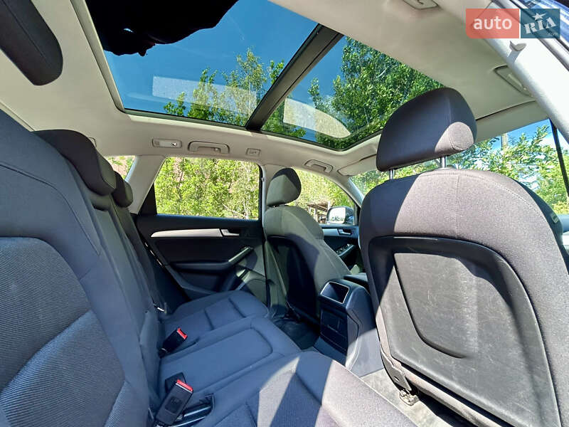Внедорожник / Кроссовер Audi Q5 2013 в Харькове