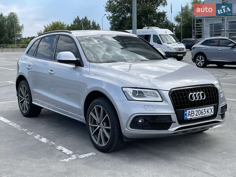 Позашляховик / Кросовер Audi Q5 2016 в Києві