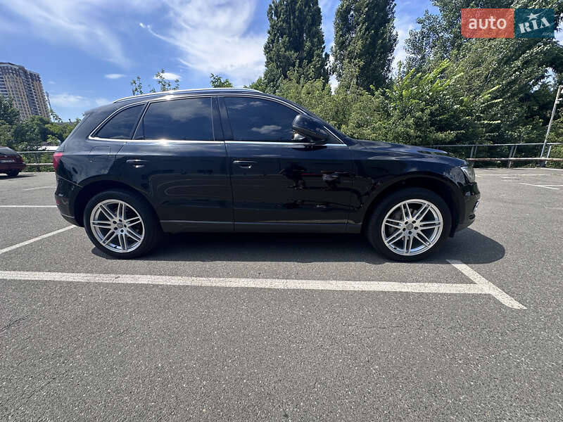 Внедорожник / Кроссовер Audi Q5 2013 в Киеве