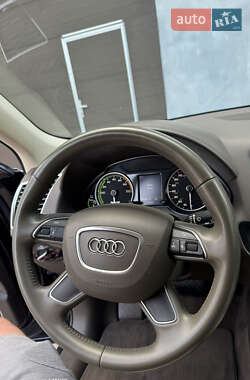 Позашляховик / Кросовер Audi Q5 2013 в 