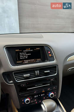 Позашляховик / Кросовер Audi Q5 2013 в 