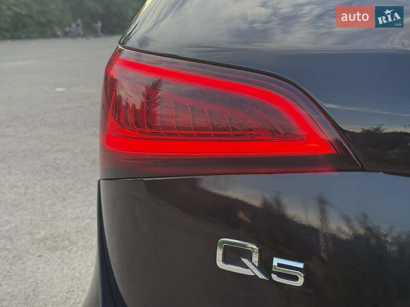 Позашляховик / Кросовер Audi Q5 2016 в Самборі