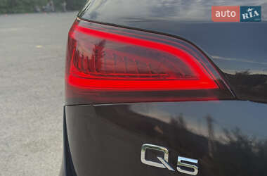 Внедорожник / Кроссовер Audi Q5 2016 в 