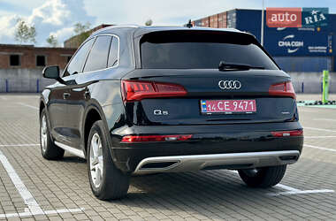 Внедорожник / Кроссовер Audi Q5 2019 в 