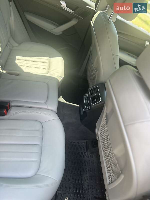 Позашляховик / Кросовер Audi Q5 2018 в Києві