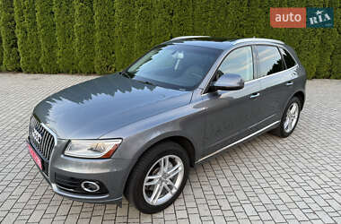 Позашляховик / Кросовер Audi Q5 2015 в 