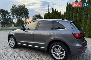 Позашляховик / Кросовер Audi Q5 2015 в 