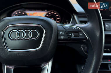Позашляховик / Кросовер Audi Q5 2018 в 