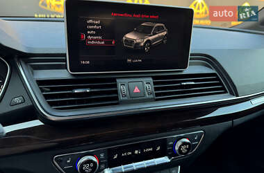 Позашляховик / Кросовер Audi Q5 2018 в 