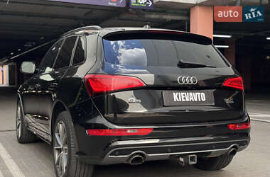 Позашляховик / Кросовер Audi Q5 2015 в 