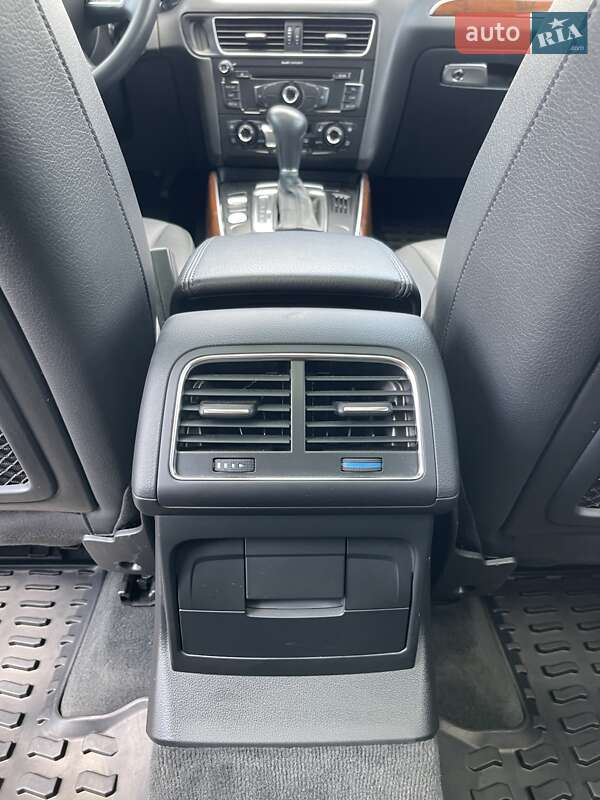 Внедорожник / Кроссовер Audi Q5 2012 в Луцке