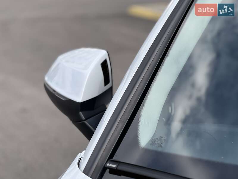 Позашляховик / Кросовер Audi Q5 2020 в Ужгороді