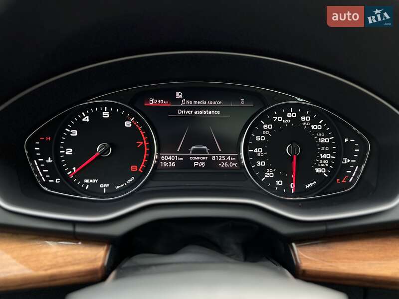 Позашляховик / Кросовер Audi Q5 2020 в Ужгороді