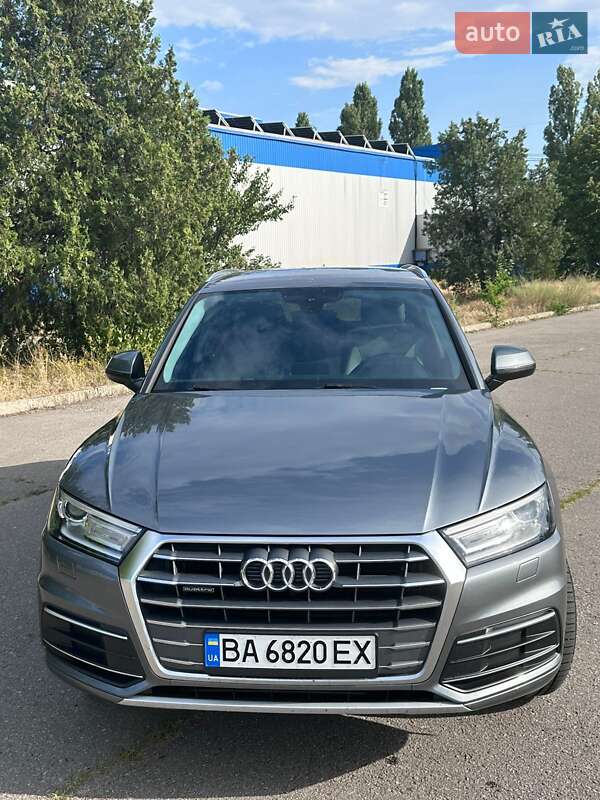 Позашляховик / Кросовер Audi Q5 2017 в Кременчуці